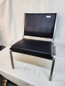 lot 99 image: Extra Wide, Medical Grade Reception Chair