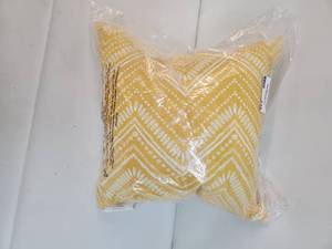 lot 132 image: Throw Pillow