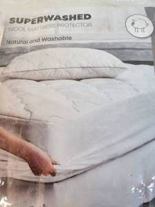 lot 144 image: Wool Mattress Pad Protector