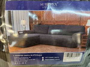 lot 145 image: Sofa Slip Cover