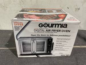 lot 121 image: Gourmia 6-Slice Digital Toaster Oven Air Fryer, with 18 One-Touch Presets & Temp Probe, Stainless Steel