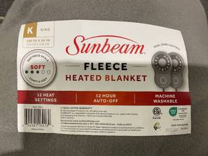 lot 152 image: King Size Sunbeam Blanket Grey Fleece, 12 Heat Settings, 12-Hour Auto Shut-Off, Electric Heated Blanket with Controller