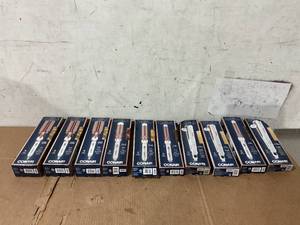 lot 283 image: LOT OF 10 Miscellaneous Conair Hair Tools