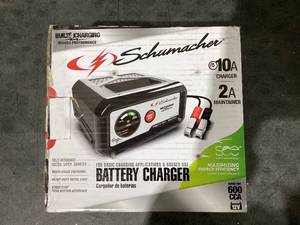 lot 614 image: Schumacher SC1282 10-Amp 12V Fully Automatic Battery Charger and Maintainer
