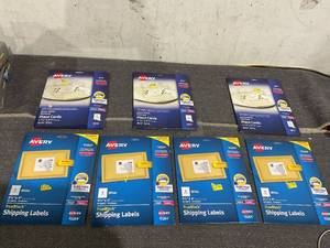 lot 215 image: LOT OF Avery Miscellaneous Office Supplies