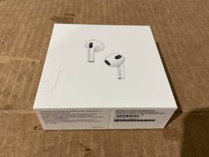 lot 311 image: Apple AirPods (3rd Generation)
