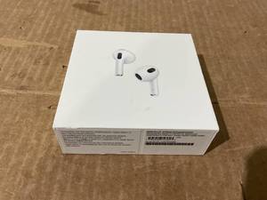 lot 315 image: Apple AirPods (3rd Generation)