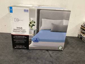 lot 654 image: Twin Size Mainstays 3 Memory Foam Mattress Topper