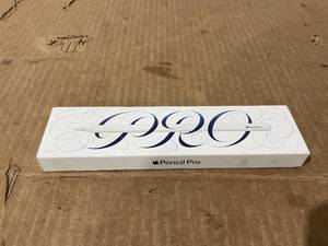 lot 72 image: Apple Pencil Pro Advanced Tools, Pixel-Perfect Precision, Tilt and Pressure Sensitivity