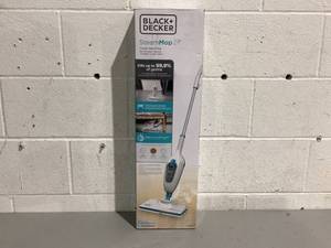 lot 575 image: BLACKDECKER Classic Steam-Mop HSM13E1