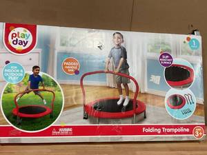 lot 425 image: 3-Foot Folding Trampoline, 36 Diameter, for Ages 3 and up
