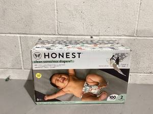 lot 595 image: The Honest Company, Clean Conscious Disposable Baby Diapers, Size 2, 100 Count