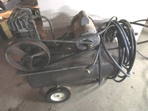lot 1 image: Nicol Air Compressor, Hose