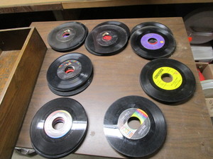 lot 66 image: Records - 45s