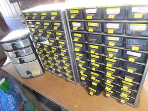 lot 110 image: Organizer, Cabinet & Hardware