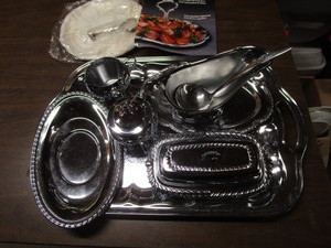 lot 114 image: Chrome Serving Pieces