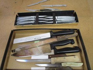 lot 116 image: Knives, Cutting Surfaces