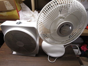 lot 118 image: Heater & Fans