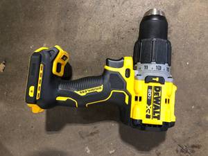 DEWALT 20V Compact Cordless 12 in. Hammer Drill (Tool Only) Customer Returns See Pictures