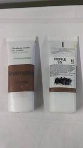 Neutrogena Flawless Matte CC Cream Truffle 9.5, Set of 2