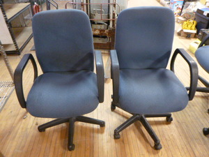 2 Globe Office Chairs