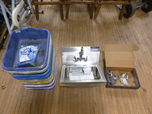 Hand Sink with Faucet and Dishpans