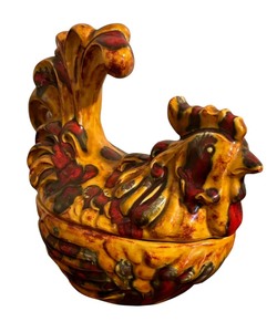 lot 102 image: Vintage Chicken in a Basket Covered Container