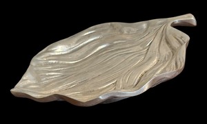 lot 153 image: Silver Plated Leaf Motif Platter from Mexico