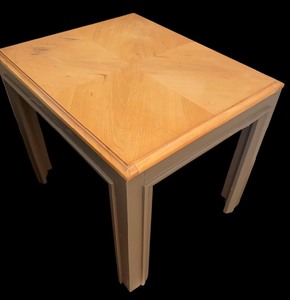 lot 38 image: Light Wood End Table Top