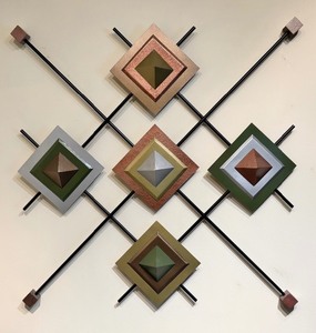 lot 39 image: Geometric Metal Decorative Hanging Wall Art