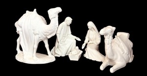 lot 183 image: Ceramic Nativity Scene Figurines