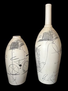 lot 23 image: Pair of Pretty Abstract Sketch Art Vases