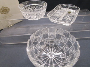 lot 35 image: Lead Crystal Bowls