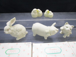 lot 49 image: Snowbunnies Annual Animals