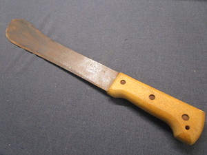 lot 58 image: Machete