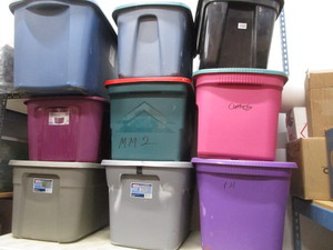 lot 119 image: Nine Totes