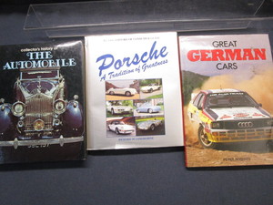 lot 122 image: Automobile Books, Clymers 1944