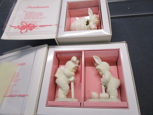 lot 84 image: Snowbunnies Easy Does It & Surprise