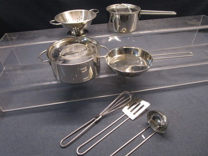 lot 91 image: Childs SS Cookware