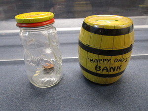 lot 93 image: Chein & Gedney Bank