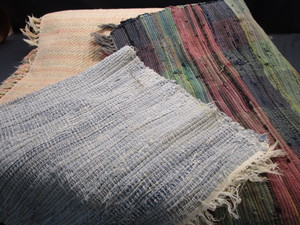 lot 98 image: Loomed Throw Rugs