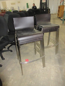 lot 547 image: BLACK AND CHROME BAR STOOLS
