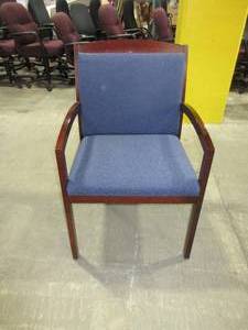 lot 567 image: KIMBALL UPHOLSTERED VISITOR CHAIRS