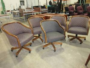 lot 569 image: MINNCOR, ROLLING, EXECUTIVE LOUNGE CHAIRS