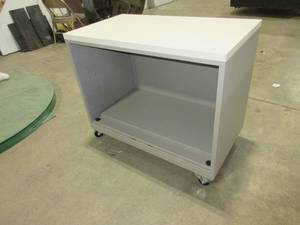 lot 614 image: HERMAN MILLER MOBILE BOOKCASE WITH SHELF