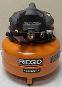 lot 22 image: Ridgid Air Compressor    NEW  6 Gallon - 50 Max PSI