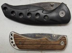 lot 46 image: (1) Frost Cutlery Pocket Knife & (1) Winchester Pocket Knife (View Photos)