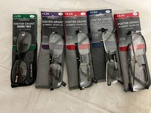 5 Pairs of Foster Grant Glasses