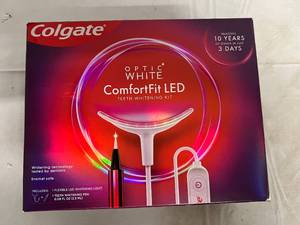 Colgate Optic White ComfortFit LED Whitening Kit