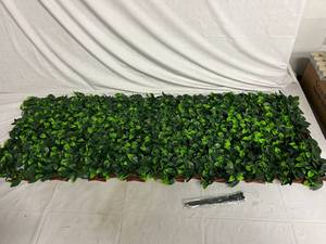 Naturae Decor Extendable Faux Leaf Trellis - 36 x 72